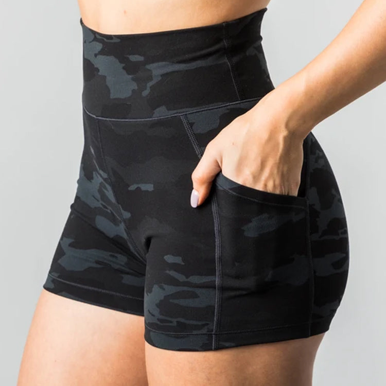 Summer shorts with pockets